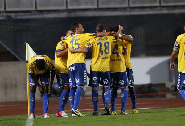 包含风云突变！埃因霍温今晨遗憾出局，国王杯版图或变，管理层满意，数据趋势出现新变化的词条-爱游戏平台