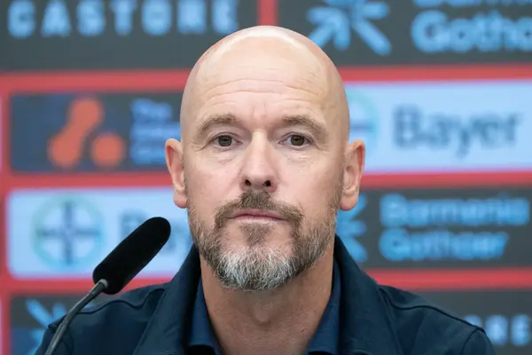 包含转会期突围战来临；勒沃库森围绕足总杯单刀错失；质疑声仍在；球队文化再被提及的词条-爱游戏娱乐